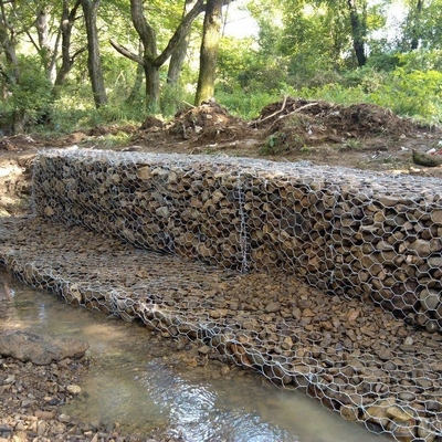 2x1x1m Cesto esagonale di gabion in acciaio tessuto con Zn-10%AL Resistenza alla trazione 350-550N/mm2