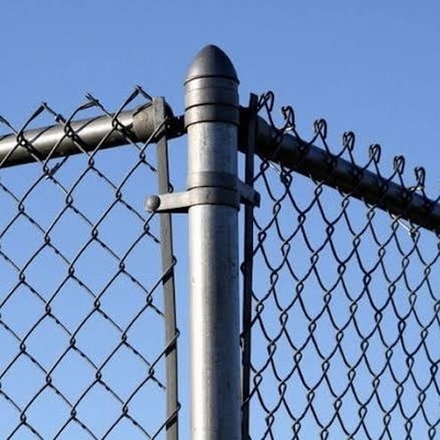 Sistema di recinzioni tessute con filo di lega galvanizzato per la sicurezza del perimetro