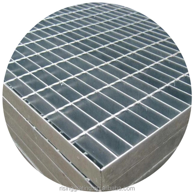 Piattaforma di passerella galvanizzata in acciaio con buco quadrato