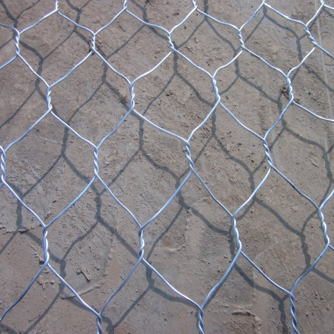 Alta resistenza alla trazione 3,4 mm Galvanizzato Gabion Griglia Esagonale Per la Protezione di Banchi del Fiume
